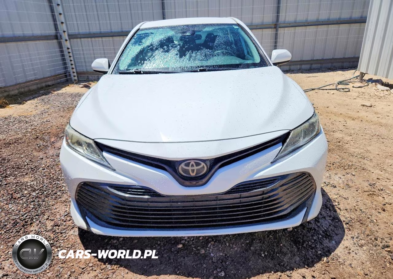 2019 Toyota Camry L VIN:4T1B11HK6KU692760 - 5