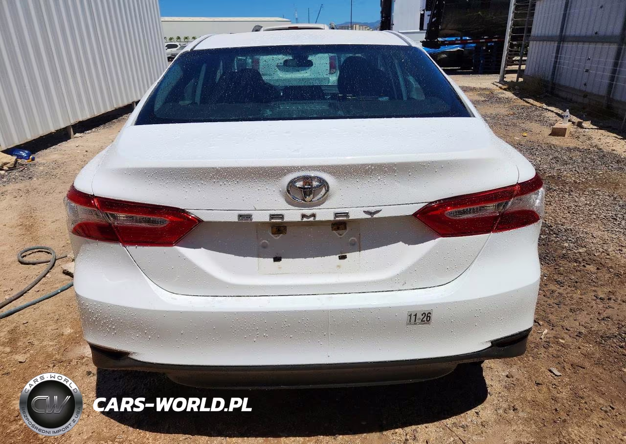 2019 Toyota Camry L VIN:4T1B11HK6KU692760 - 6