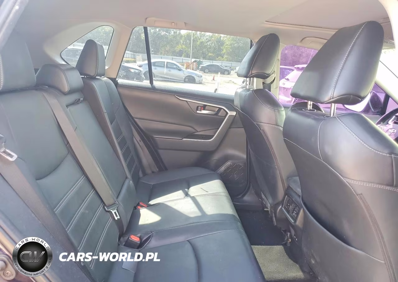 2022 Toyota Rav4 Xle Premium VIN:JTMB6RFV6ND047418 - 10
