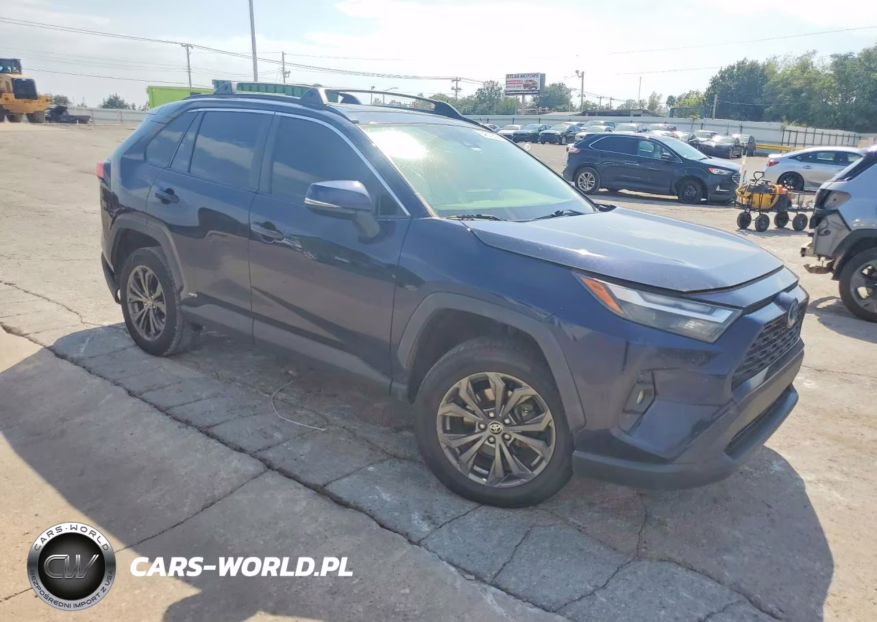 2022 Toyota Rav4 Xle Premium VIN:JTMB6RFV6ND047418 - 4
