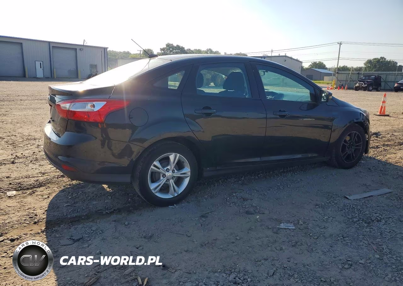 2013 Ford Focus Se VIN:1FADP3F28DL248045 - 3