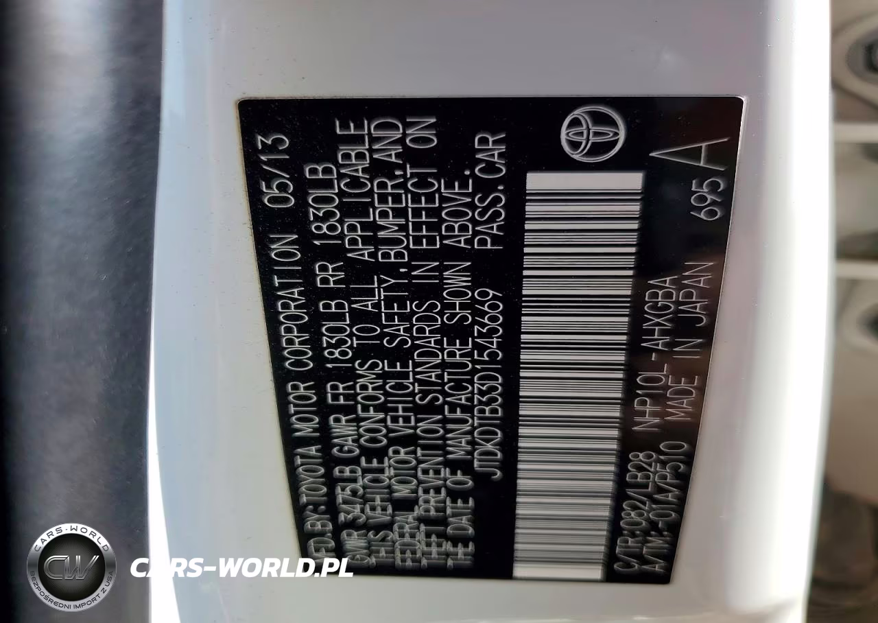 2013 Toyota Prius C Four VIN:JTDKDTB33D1543669 - 13