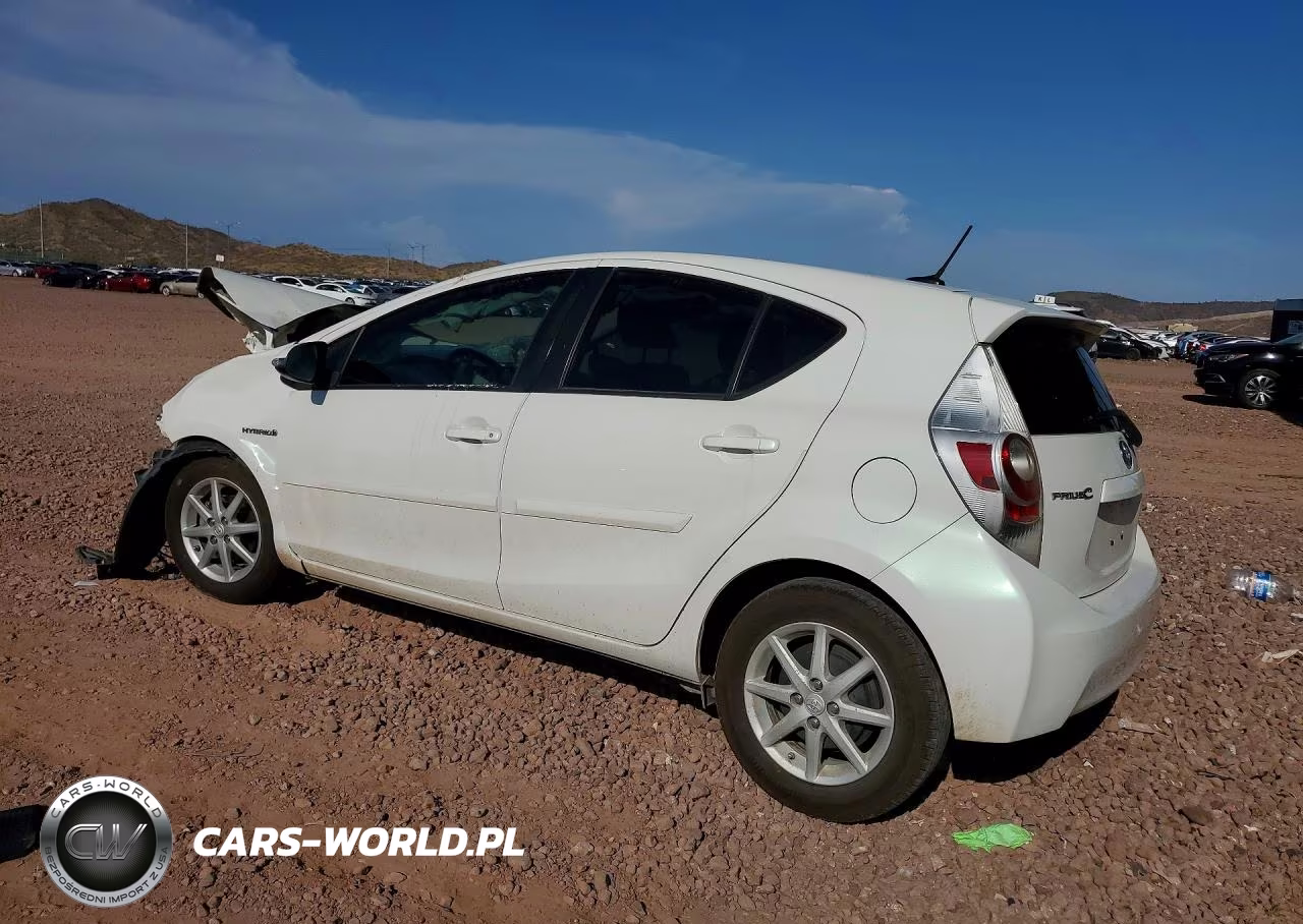 2013 Toyota Prius C Four VIN:JTDKDTB33D1543669 - 2