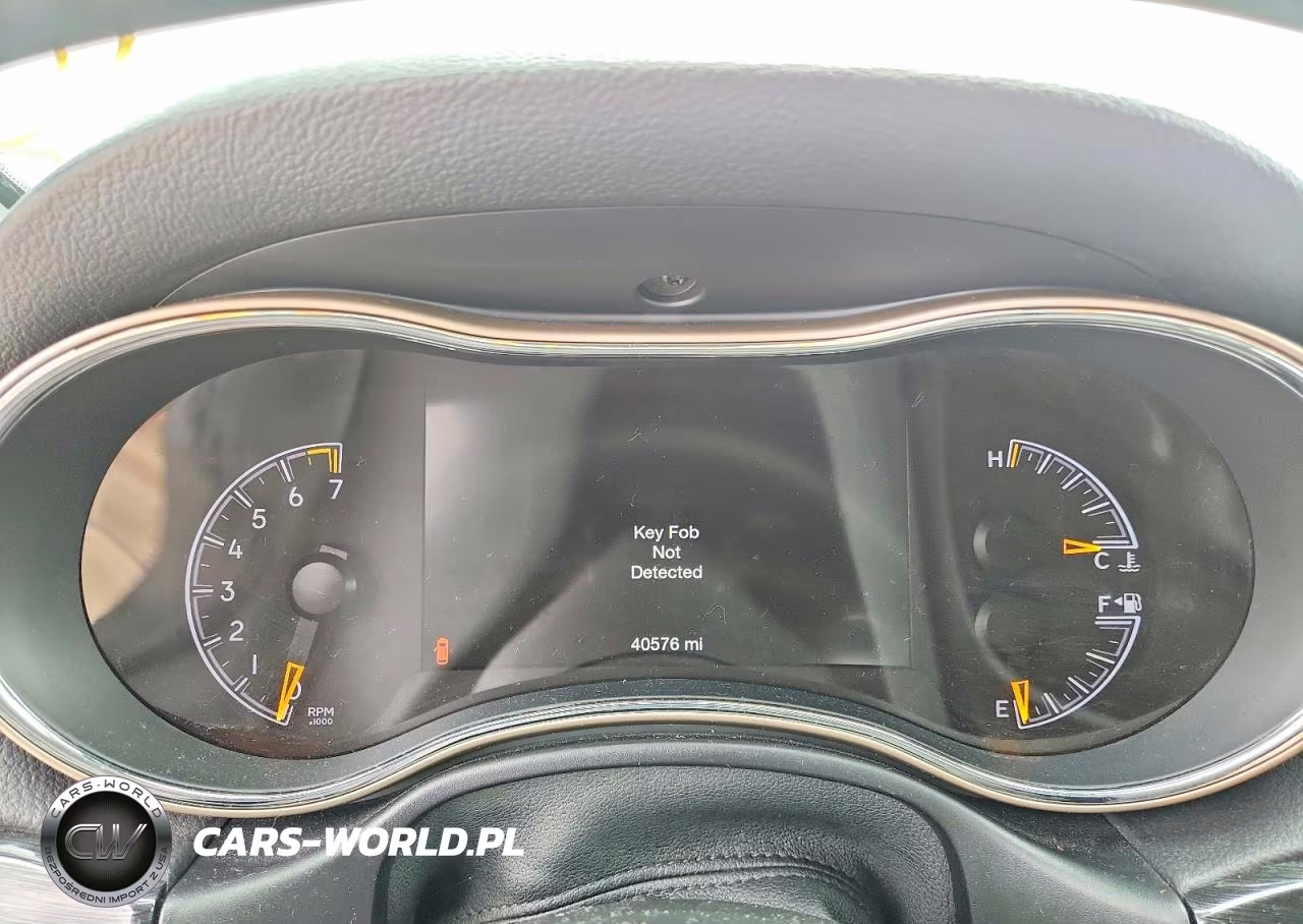 2016 Jeep Grand Cherokee Laredo VIN:1C4RJFAG1GC463664 - 9