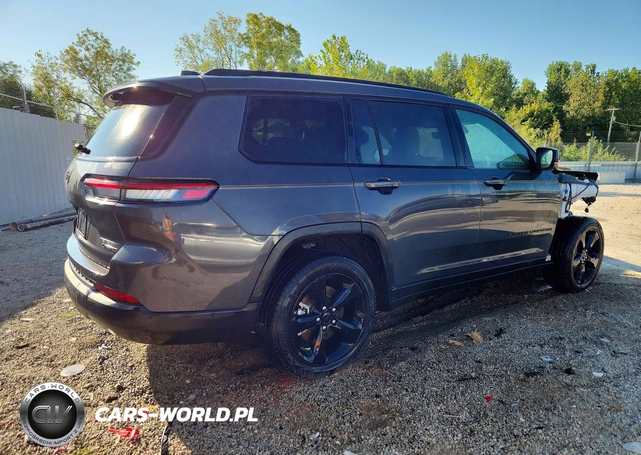 2025 Jeep Grand Cherokee L Limited VIN:1C4RJKBG9S8653196 - 3
