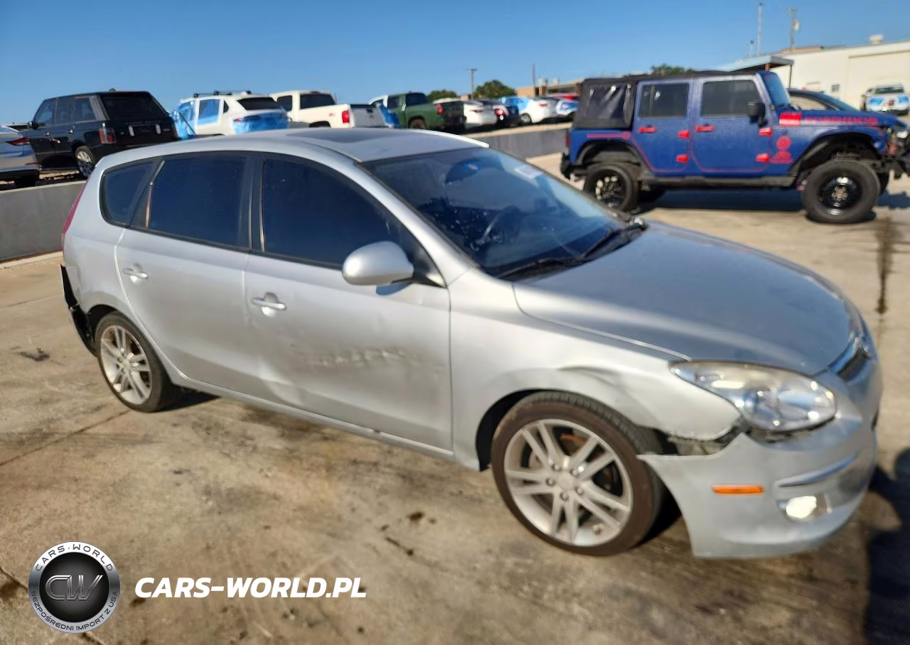 2009 Hyundai Elantra Touring VIN:KMHDC86EX9U034488 - 4