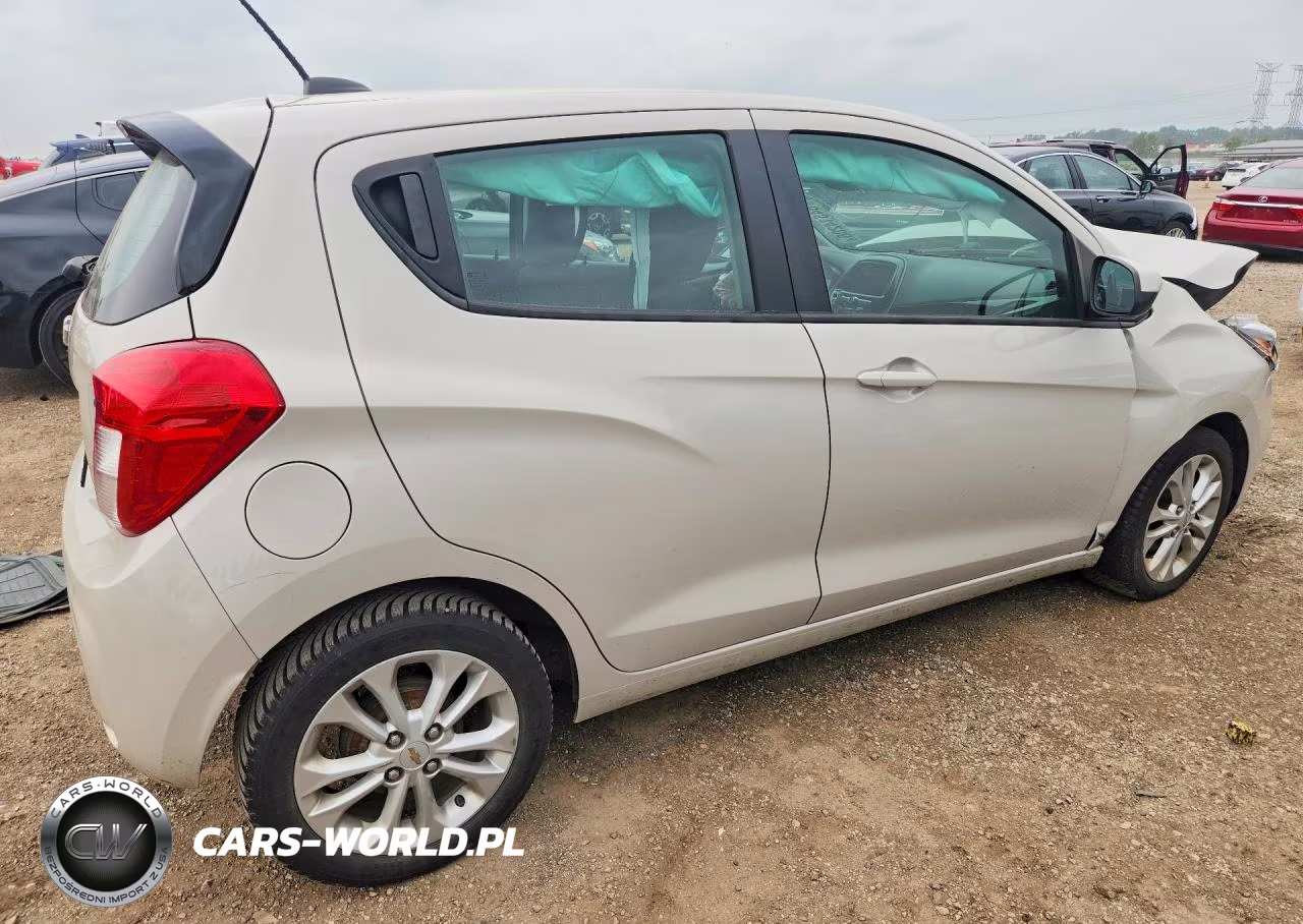 2020 Chevrolet Spark 1Lt VIN:KL8CD6SA8LC443602 - 3