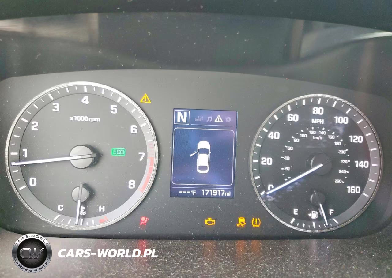 2017 Hyundai Sonata Sport VIN:5NPE34AF9HH570309 - 9