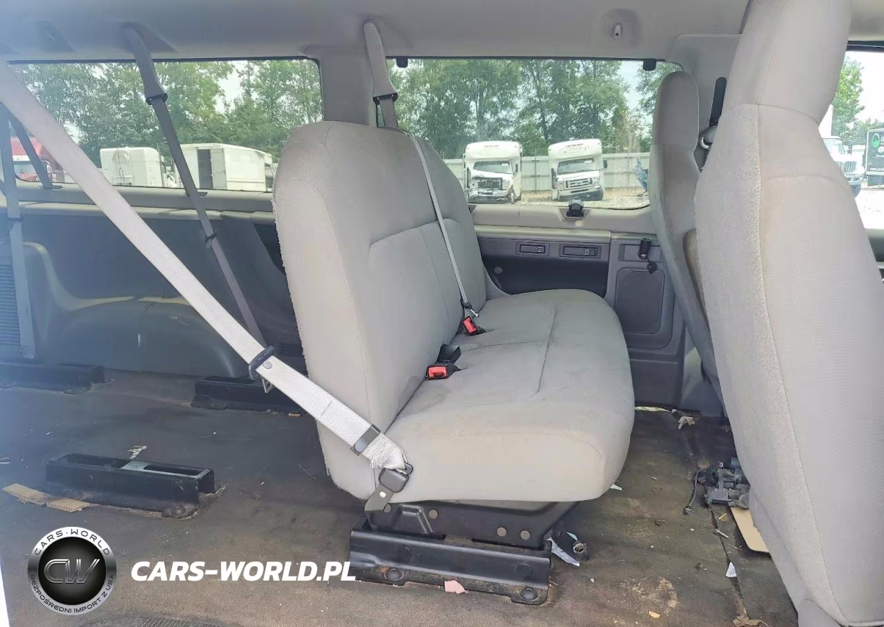 2014 Ford Econoline E350 Super Duty Wagon VIN:1FBSS3BL3EDA04026 - 11