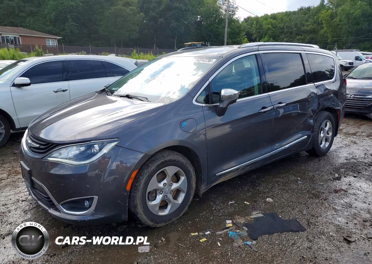 2018 Chrysler Pacifica Hybrid Limited VIN:2C4RC1N71JR178484 - 1