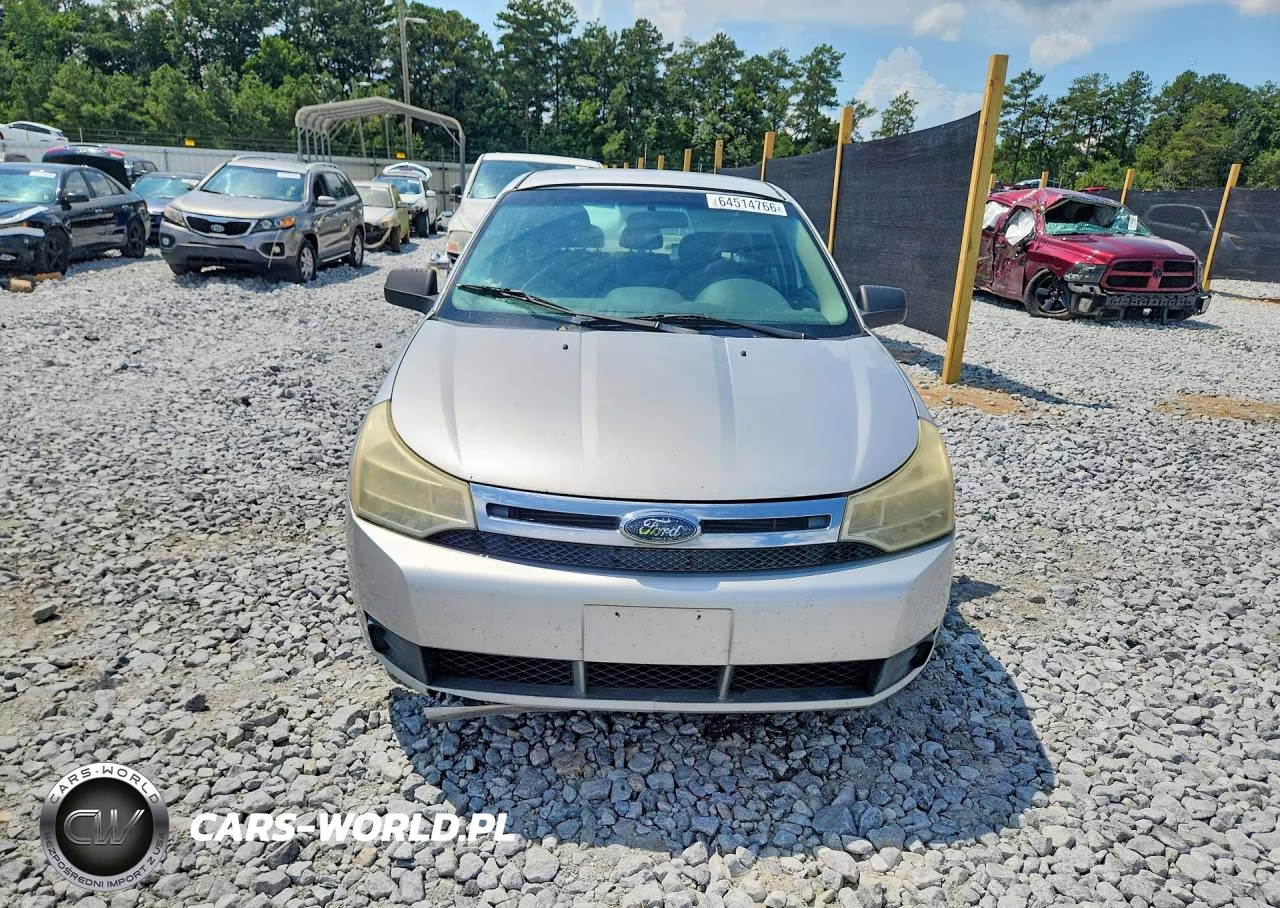 2010 Ford Focus Se VIN:1FAHP3FN4AW245522 - 5