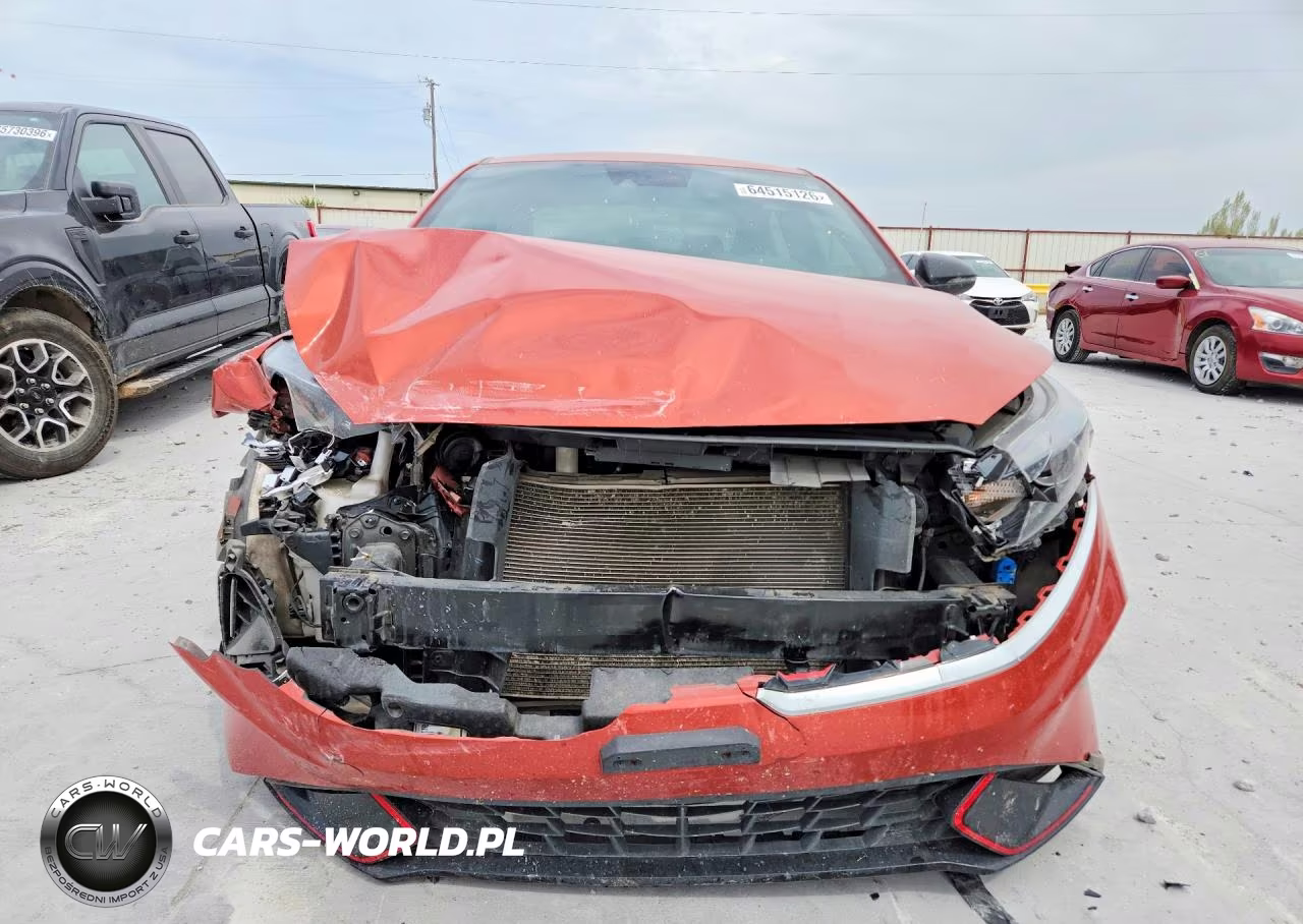 2022 Kia Forte Gt Line VIN:3KPF54AD6NE496182 - 5