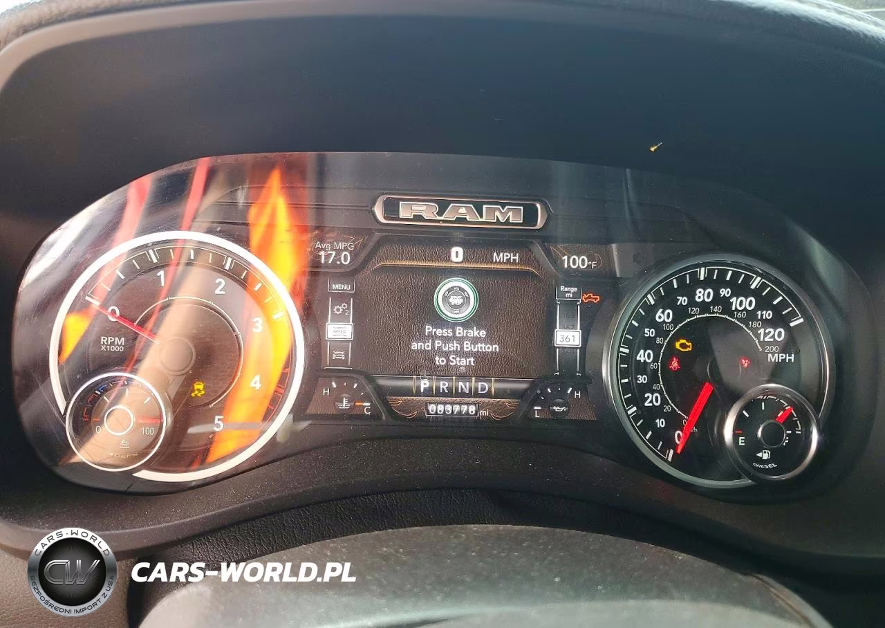 2021 Ram 2500 Laramie VIN:3C6UR5FL6MG639689 - 9