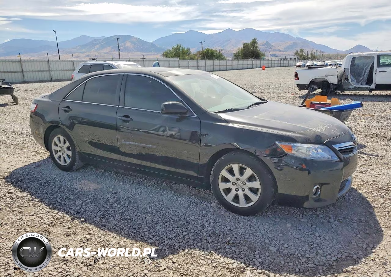 2011 Toyota Camry Hybrid VIN:4T1BB3EK3BU140954 - 4
