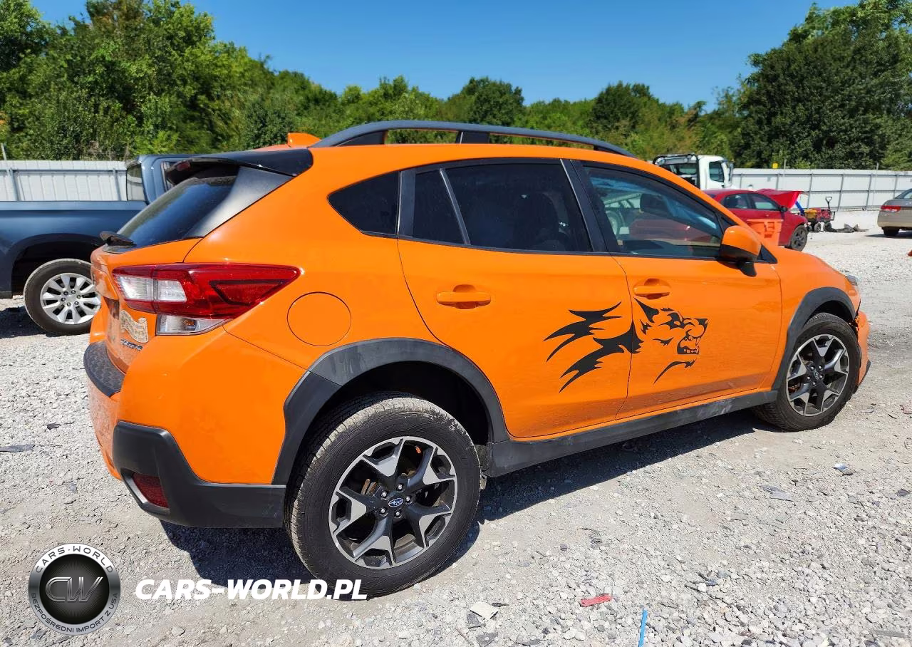 2018 Subaru Crosstrek Premium VIN:JF2GTABC5JH305727 - 3