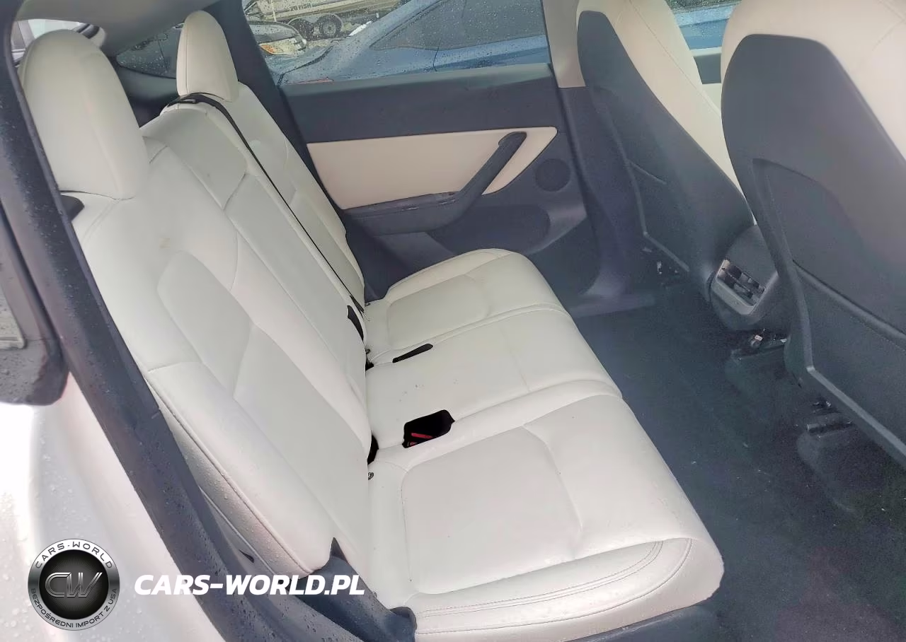 2021 Tesla Model Y VIN:5YJYGAED7MF173506 - 11