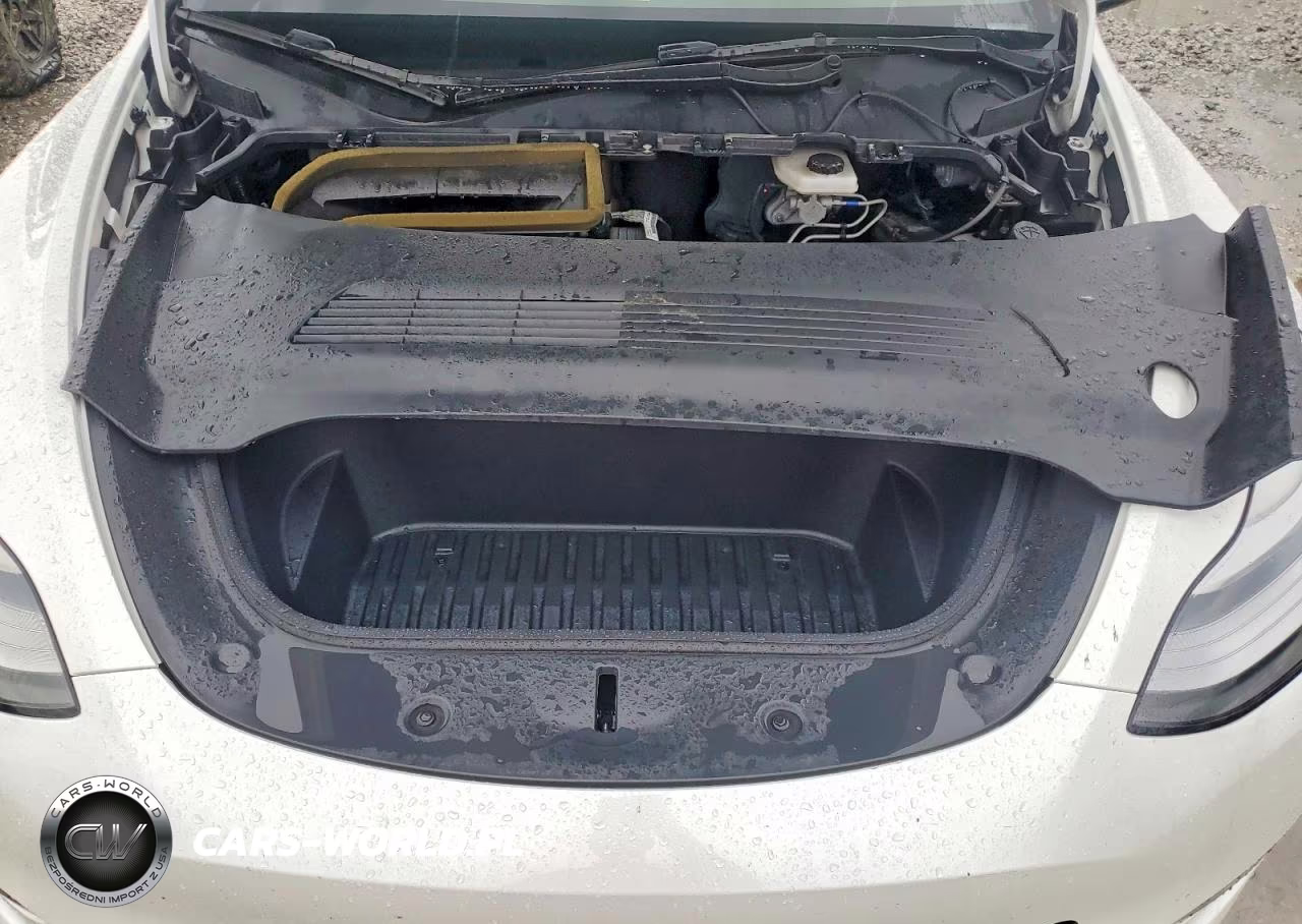 2021 Tesla Model Y VIN:5YJYGAED7MF173506 - 12