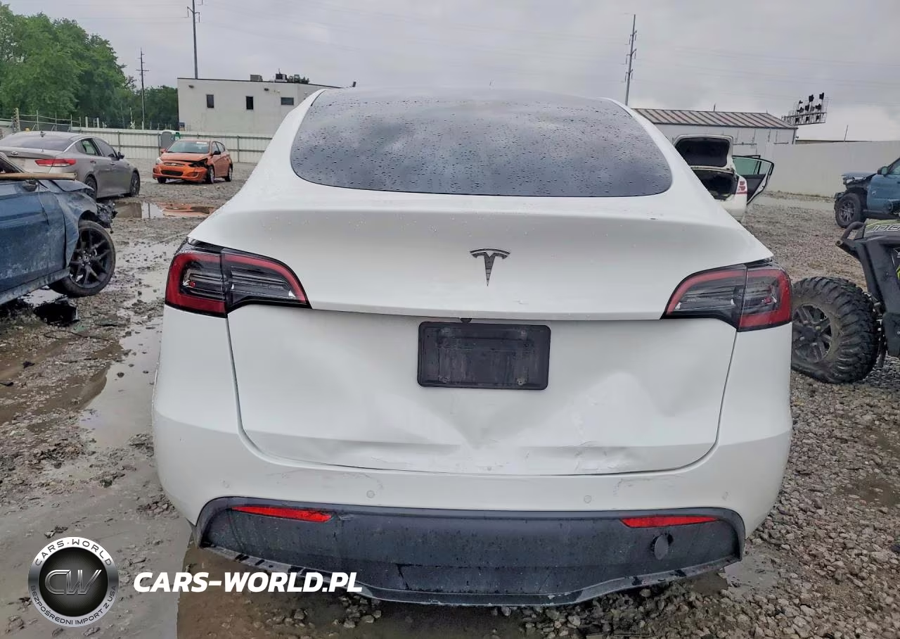 2021 Tesla Model Y VIN:5YJYGAED7MF173506 - 6