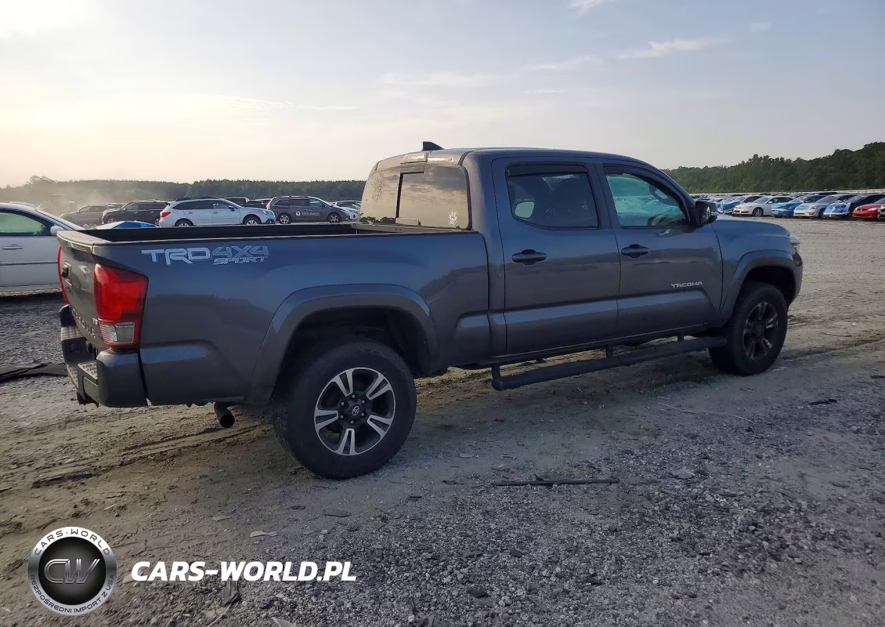 2017 Toyota Tacoma Trd Sport VIN:5TFDZ5BN5HX023094 - 3