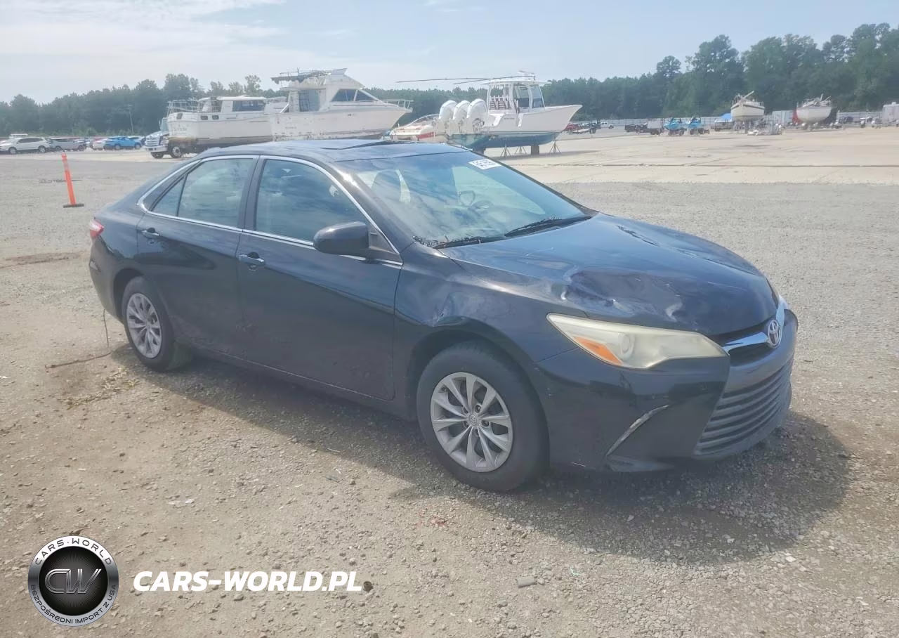 2015 Toyota Camry Le VIN:4T1BF1FK1FU484795 - 4