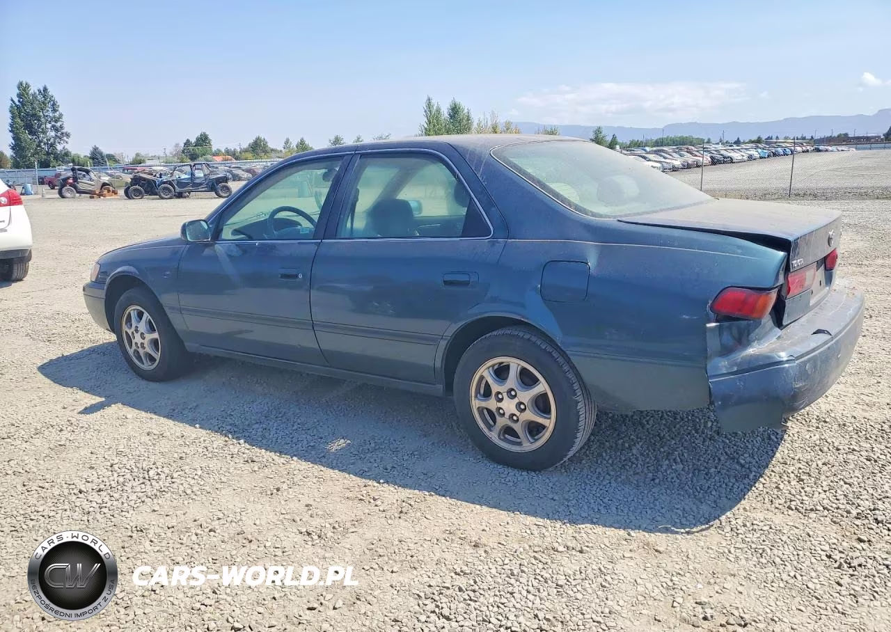 1997 Toyota Camry Le VIN:JT2BG22K5V0009971 - 2