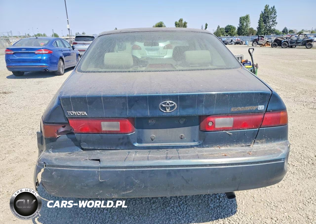 1997 Toyota Camry Le VIN:JT2BG22K5V0009971 - 6