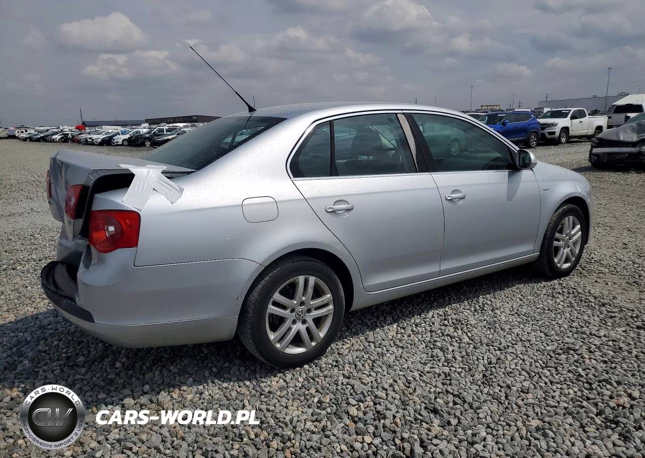 2007 Volkswagen Jetta Wolfsburg VIN:3VWEF71K57M156522 - 3