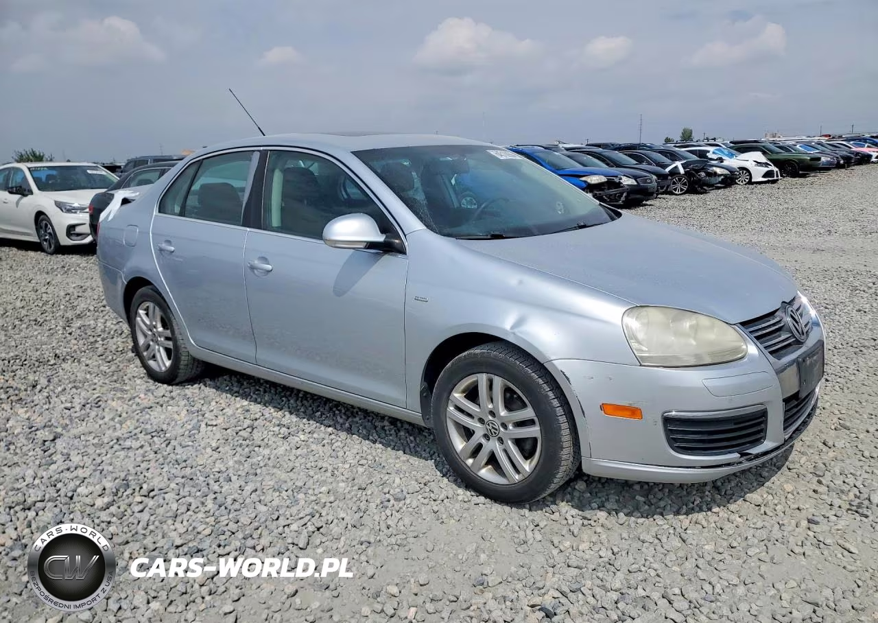 2007 Volkswagen Jetta Wolfsburg VIN:3VWEF71K57M156522 - 4