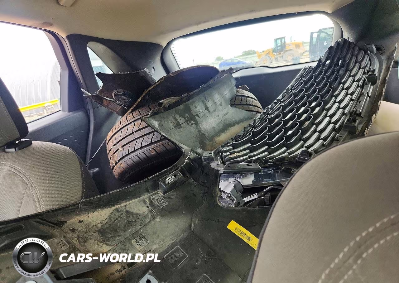2020 Ford Escape S VIN:1FMCU0F60LUA33246 - 10