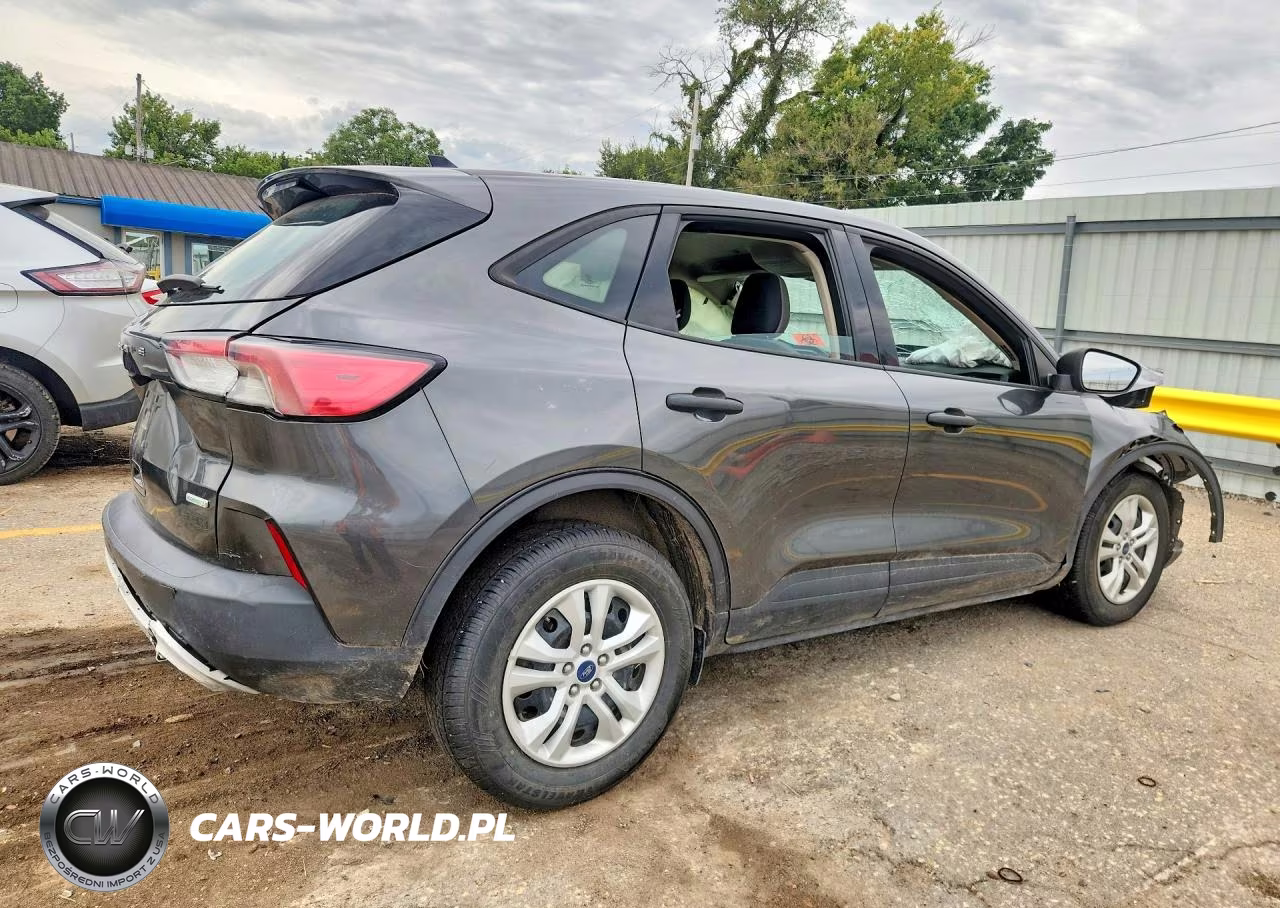2020 Ford Escape S VIN:1FMCU0F60LUA33246 - 3