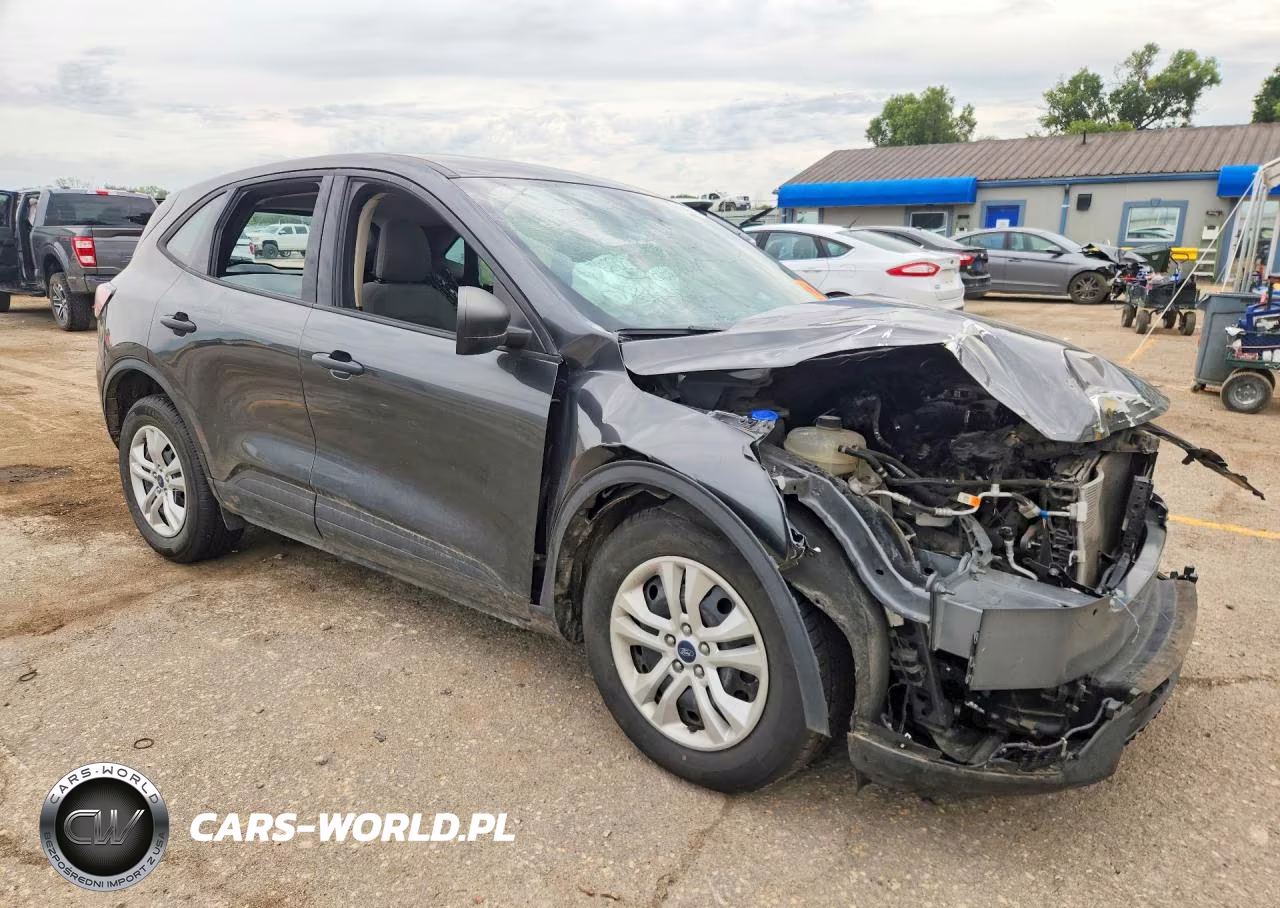 2020 Ford Escape S VIN:1FMCU0F60LUA33246 - 4
