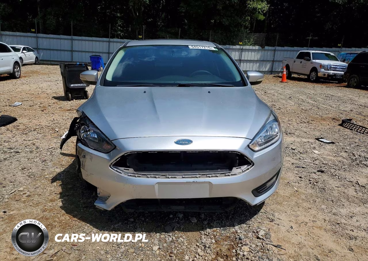 2017 Ford Focus Sel VIN:1FADP3H29HL252172 - 5