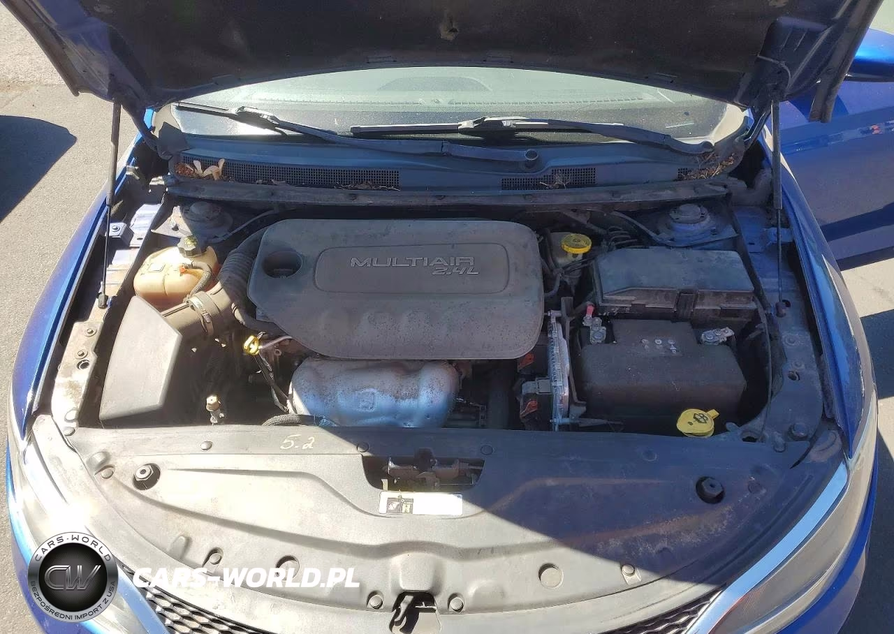 2015 Chrysler 200 Limited VIN:1C3CCCABXFN562879 - 11