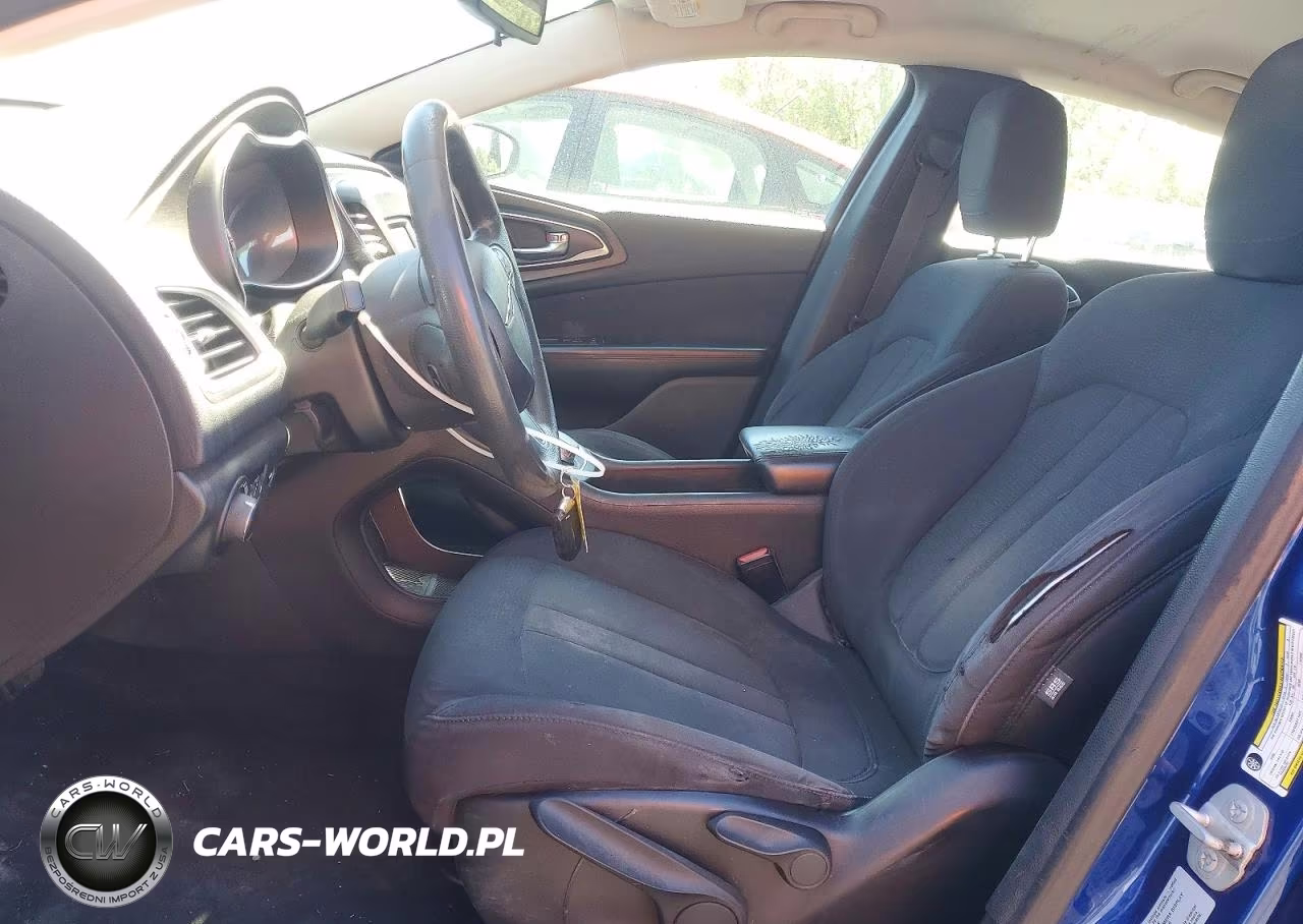 2015 Chrysler 200 Limited VIN:1C3CCCABXFN562879 - 7
