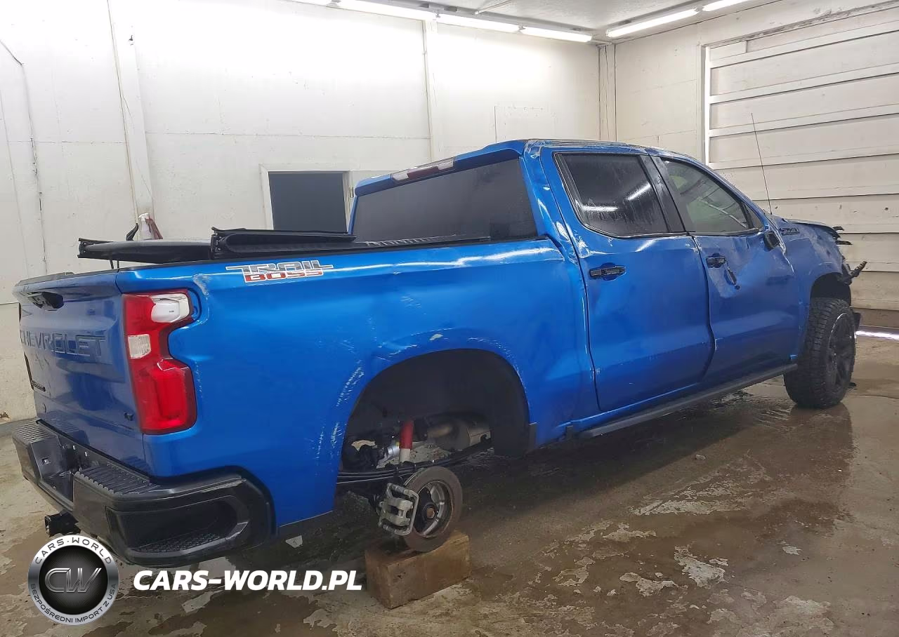 2023 Chevrolet Silverado K1500 Lt Trail Boss VIN:3GCUDFED2PG258739 - 3
