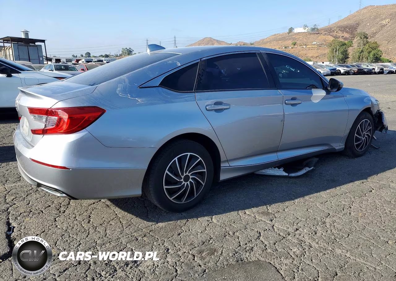 2018 Honda Accord Lx VIN:1HGCV1F14JA233610 - 3