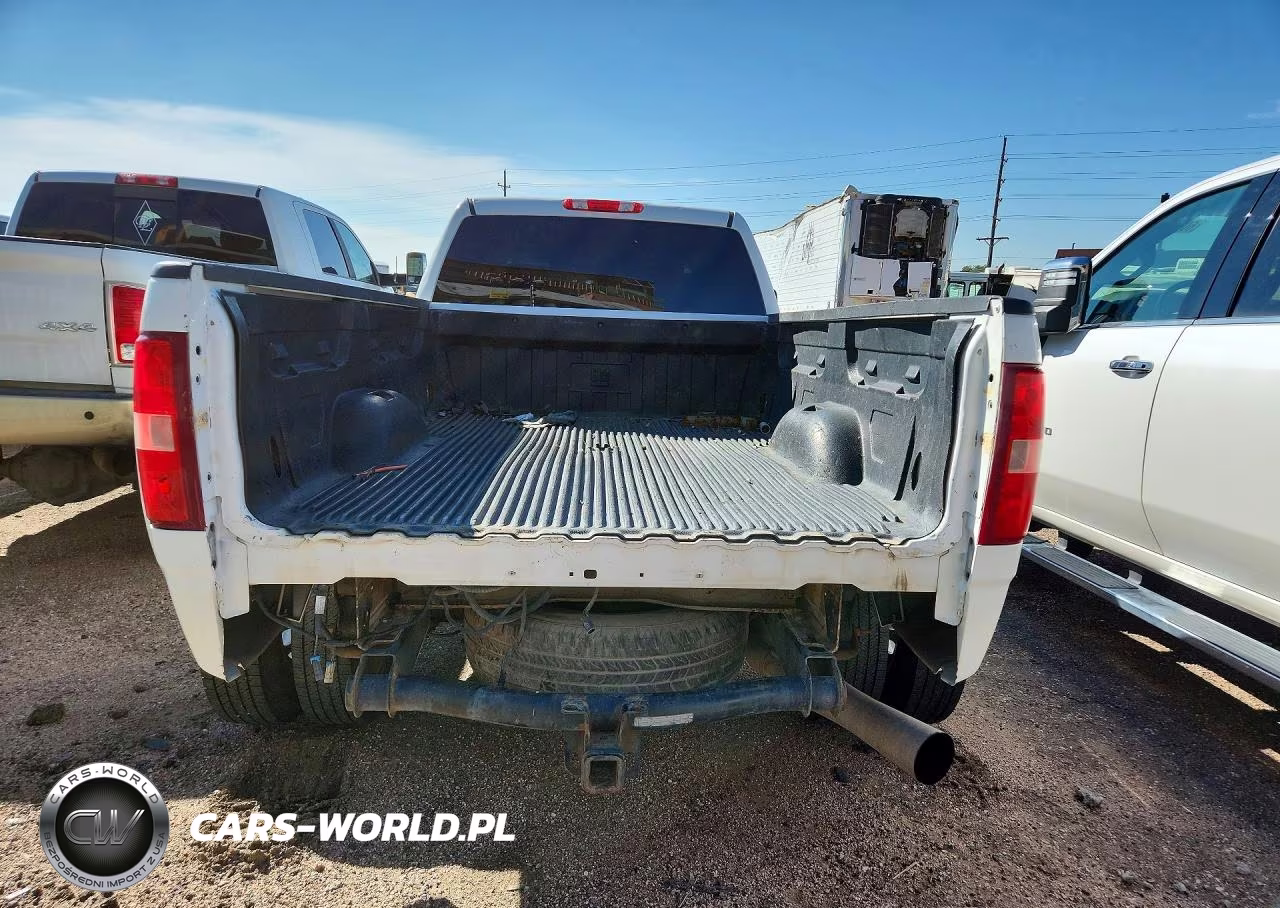 2007 Chevrolet Silverado K3500 VIN:1GCJK33637F556018 - 6