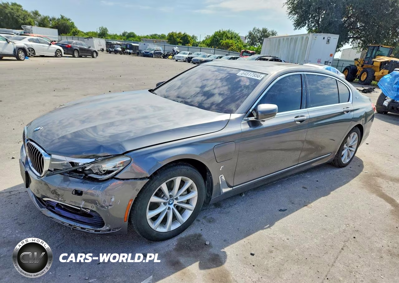 2017 BMW 740 Xe – zdjęcie 1 z 12