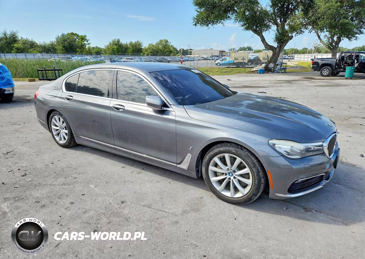 2017 BMW 740 Xe VIN:WBA7J2C5XHG497556 - 4