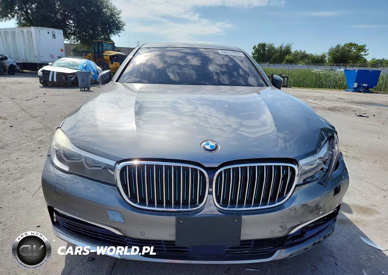2017 BMW 740 Xe VIN:WBA7J2C5XHG497556 - 5