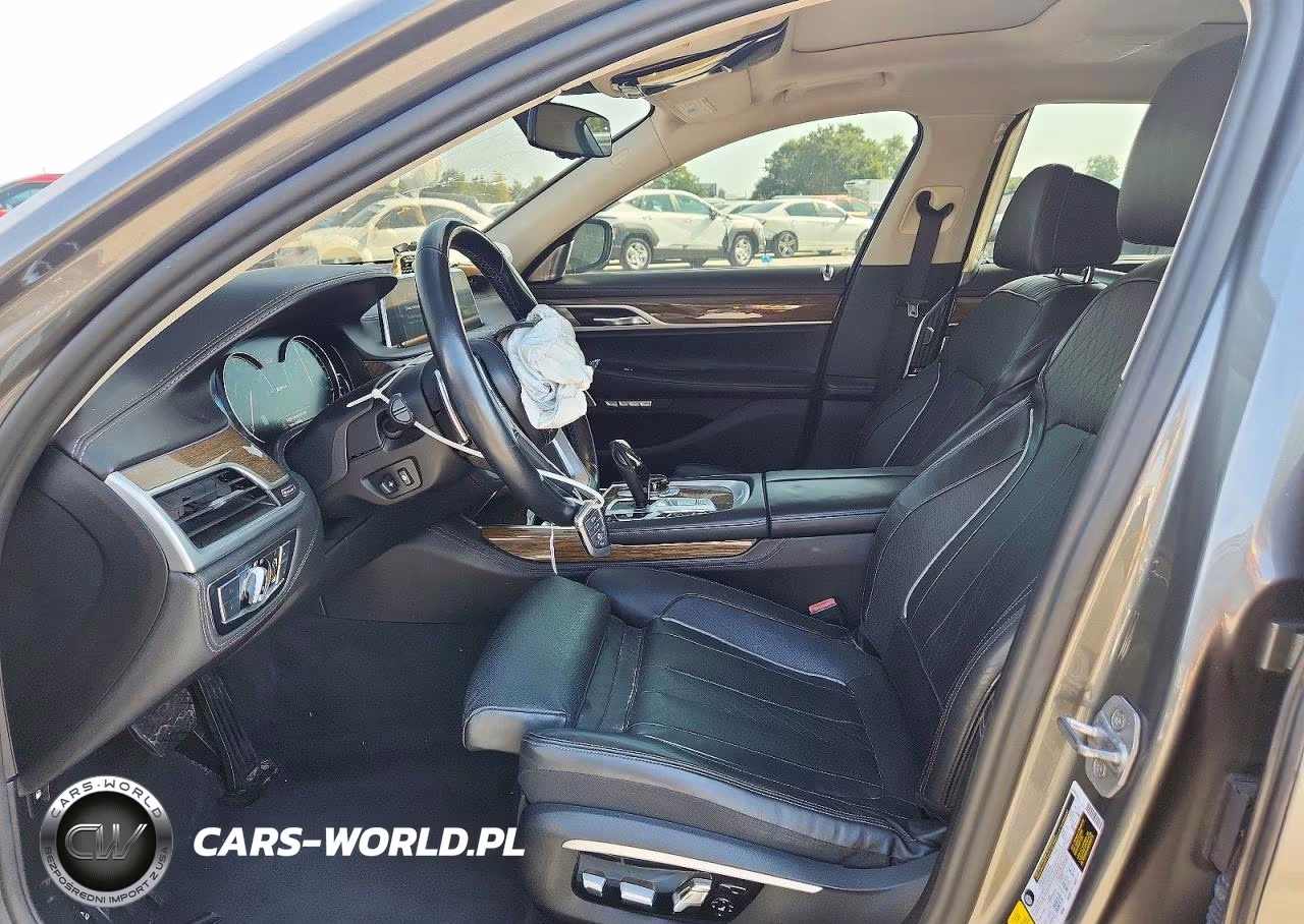 2017 BMW 740 Xe VIN:WBA7J2C5XHG497556 - 7