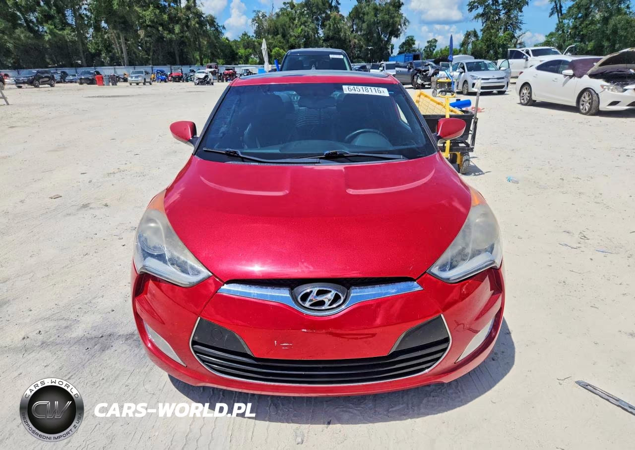 2016 Hyundai Veloster Base VIN:KMHTC6AD8GU282900 - 5