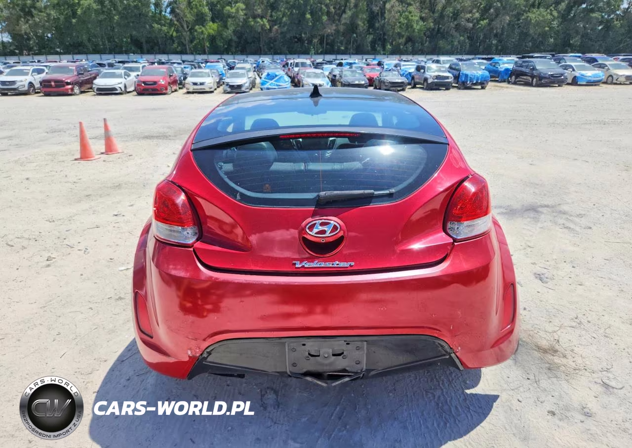 2016 Hyundai Veloster Base VIN:KMHTC6AD8GU282900 - 6