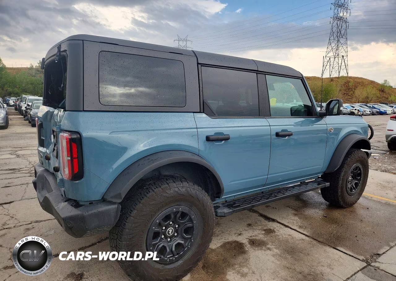 2023 Ford Bronco Base VIN:1FMEE5DP8PLB07443 - 3