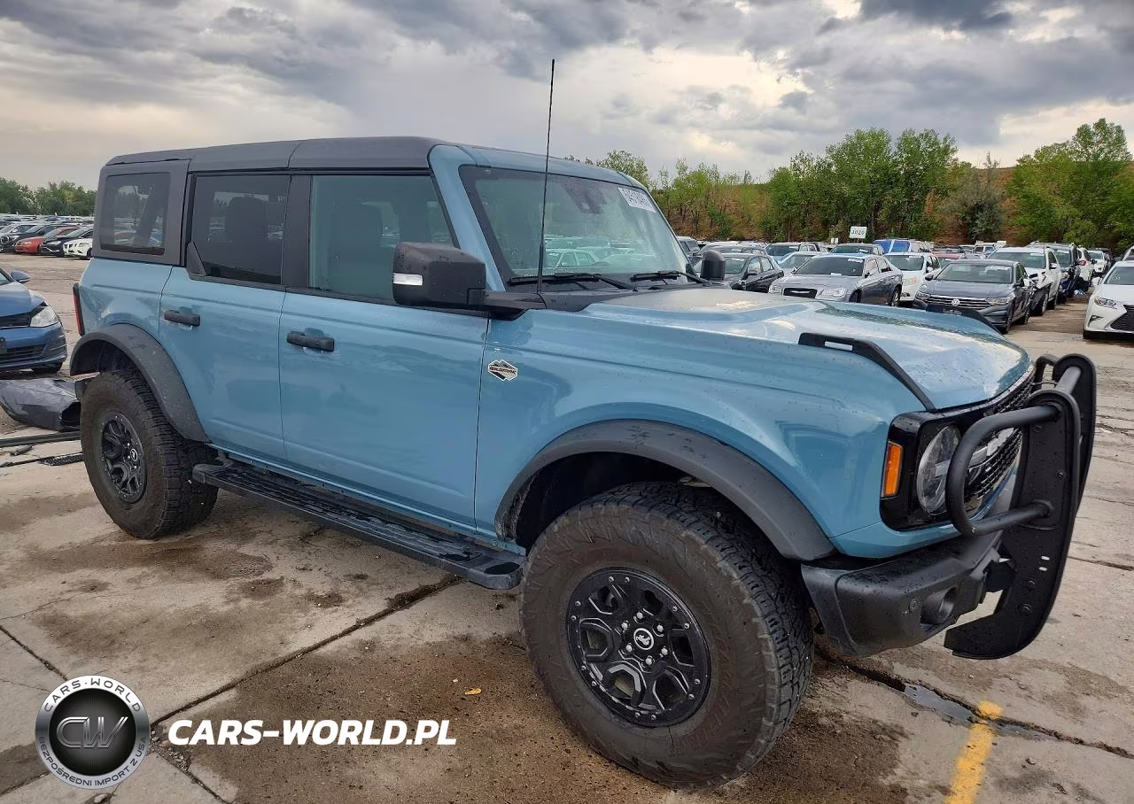 2023 Ford Bronco Base VIN:1FMEE5DP8PLB07443 - 4