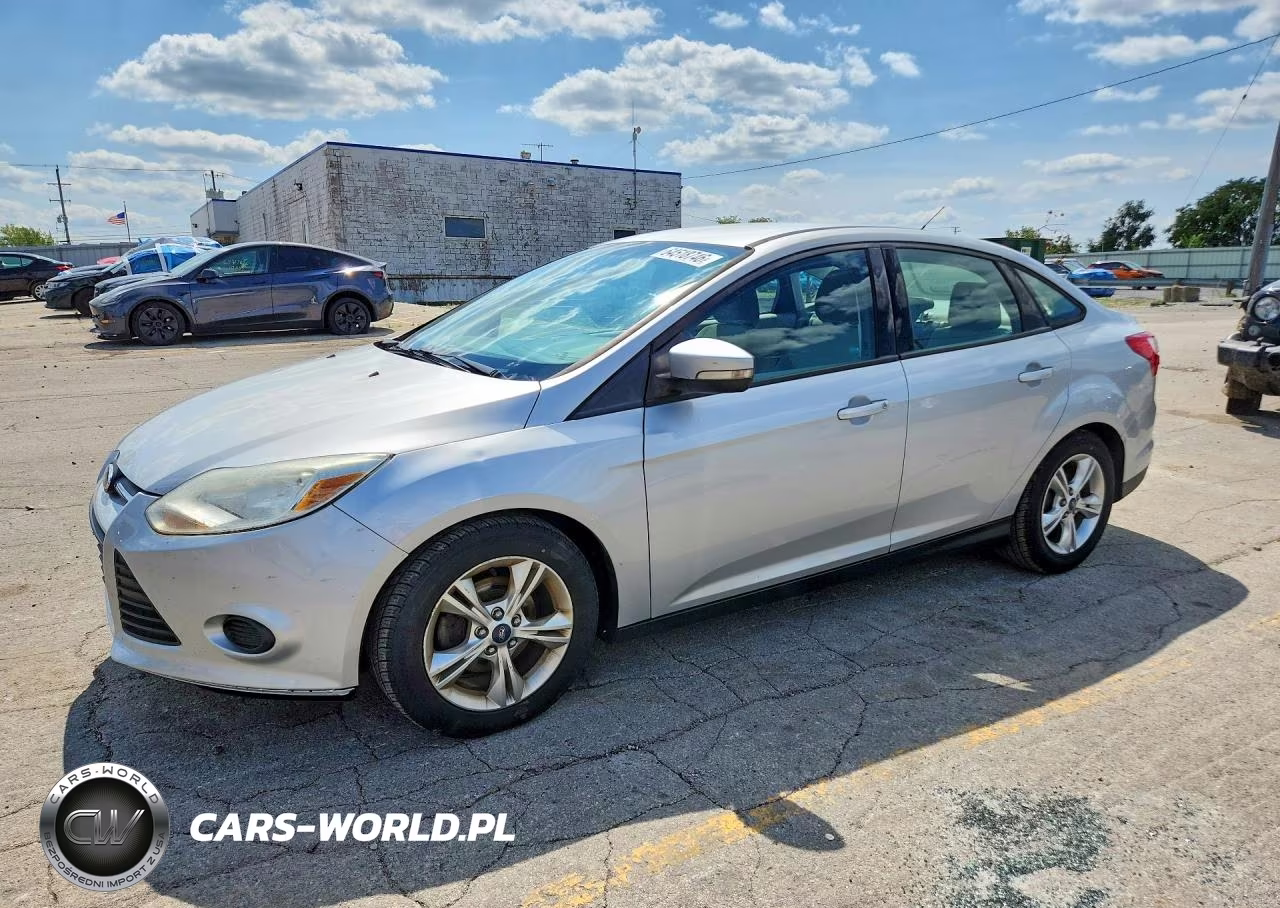 2014 Ford Focus Se VIN:1FADP3F2XEL155111 - 1