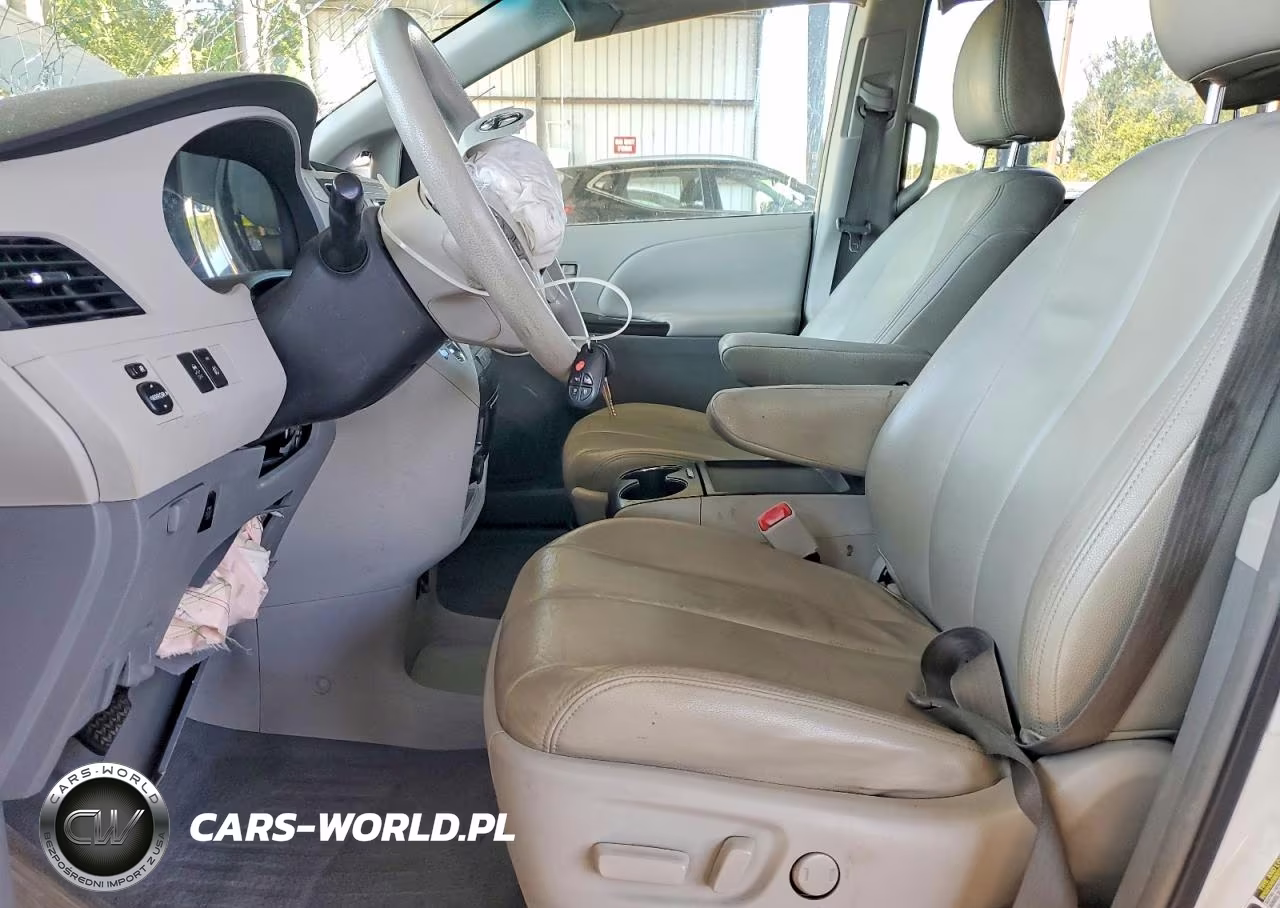 2011 Toyota Sienna Le VIN:5TDKK3DC4BS067158 - 7