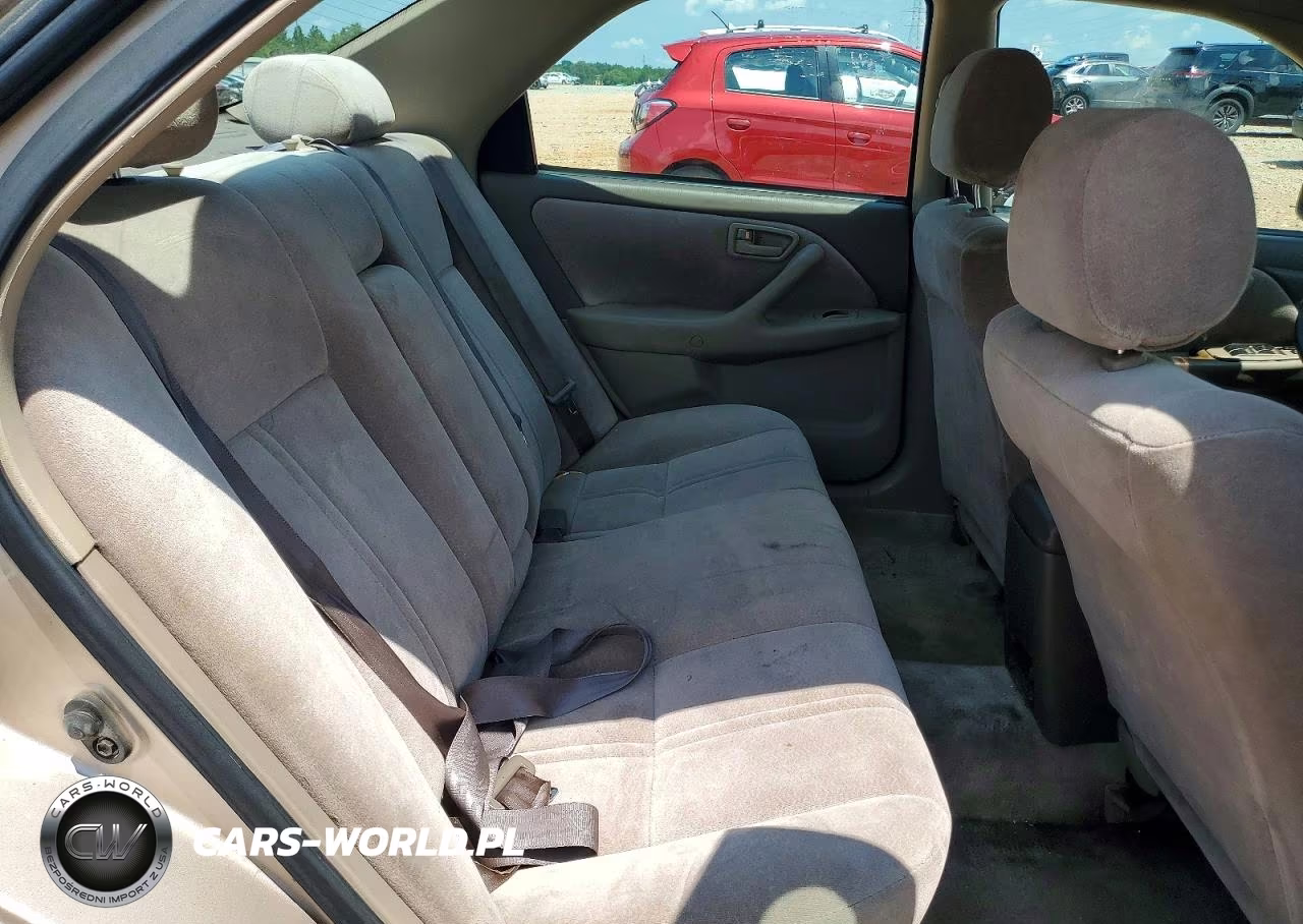 1998 Toyota Camry Le VIN:4T1BG22K4WU330204 - 10