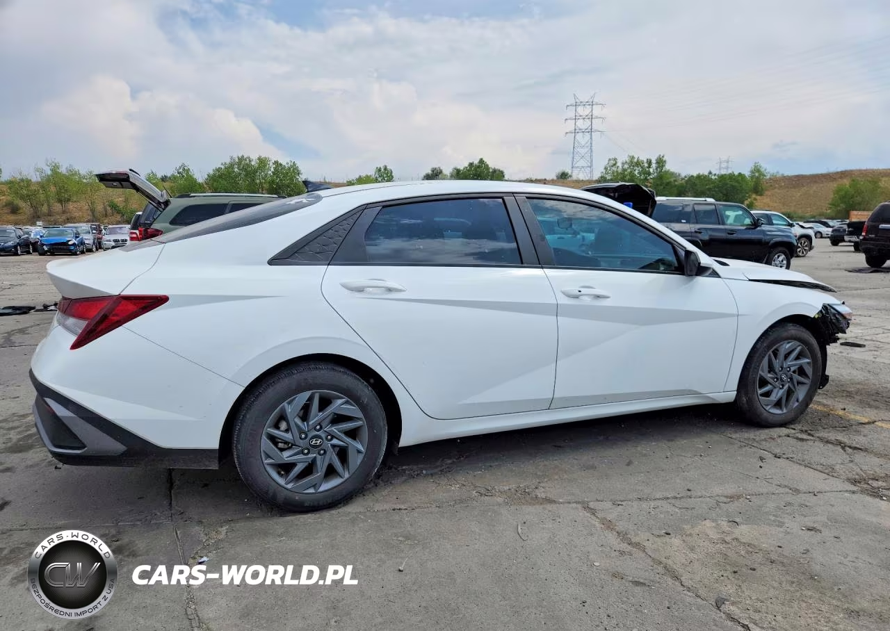 2024 Hyundai Elantra Sel VIN:KMHLM4DG4RU840641 - 3