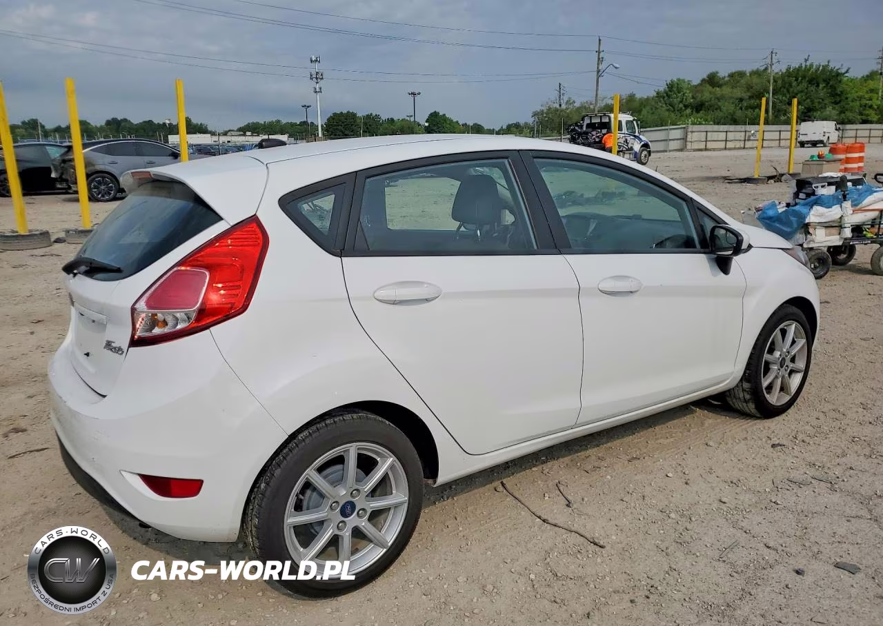 2019 Ford Fiesta Se VIN:3FADP4EJXKM106404 - 3